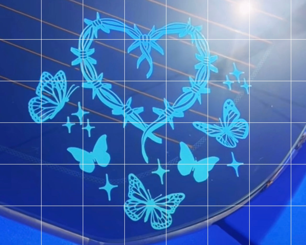3) Corazon con mariposas 💖🦋